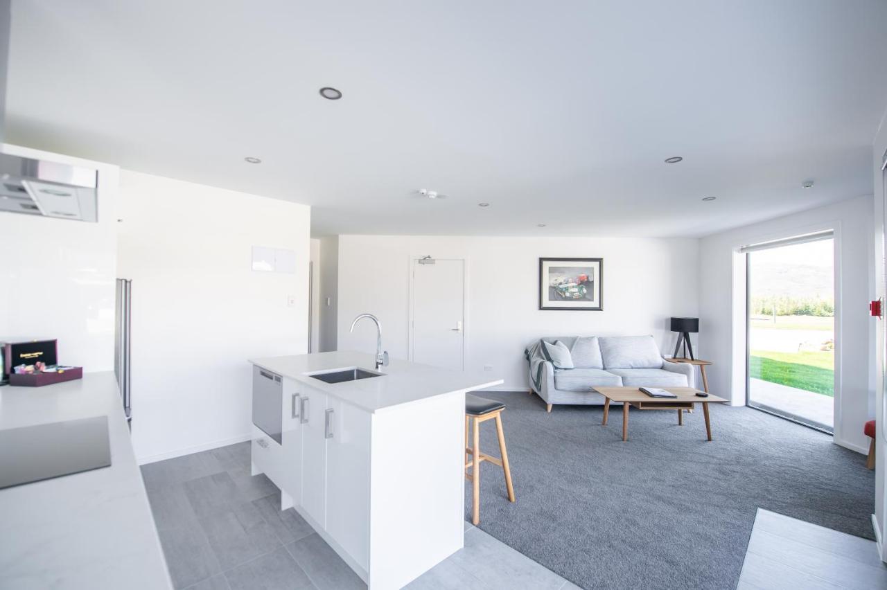 Central Park Apartments Кромвель Экстерьер фото