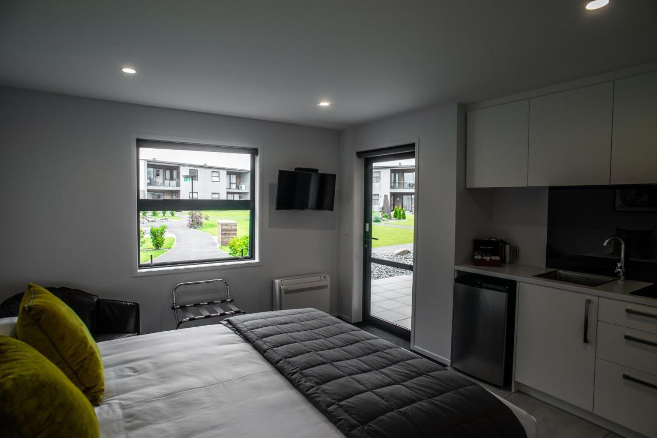 Central Park Apartments Кромвель Экстерьер фото
